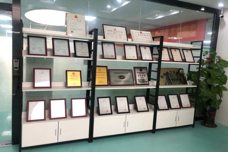 国产精品麻豆免费版国产精品51麻豆CM传媒化總經理辦公室